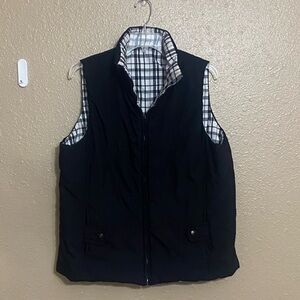Jones of New York Large Vest. It is reversible and in very good condition.